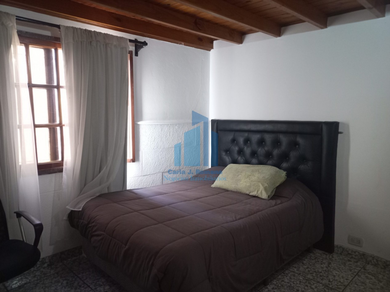 VENTA CASA 5 AMBIENTES C/ COCHERA EN PILAR