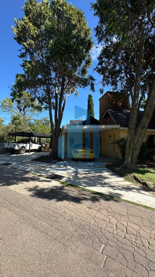 VENTA DE CASA EN BARRIO CLUB PRIVADO LOMA VERDE