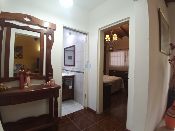 VENTA CASA  DE 5 AMBIENTES EN MORENO Multifamiliar