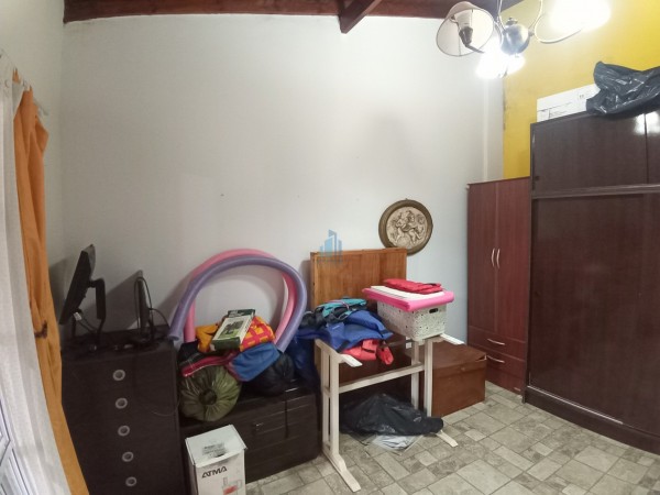 VENTA CASA  DE 5 AMBIENTES EN MORENO Multifamiliar