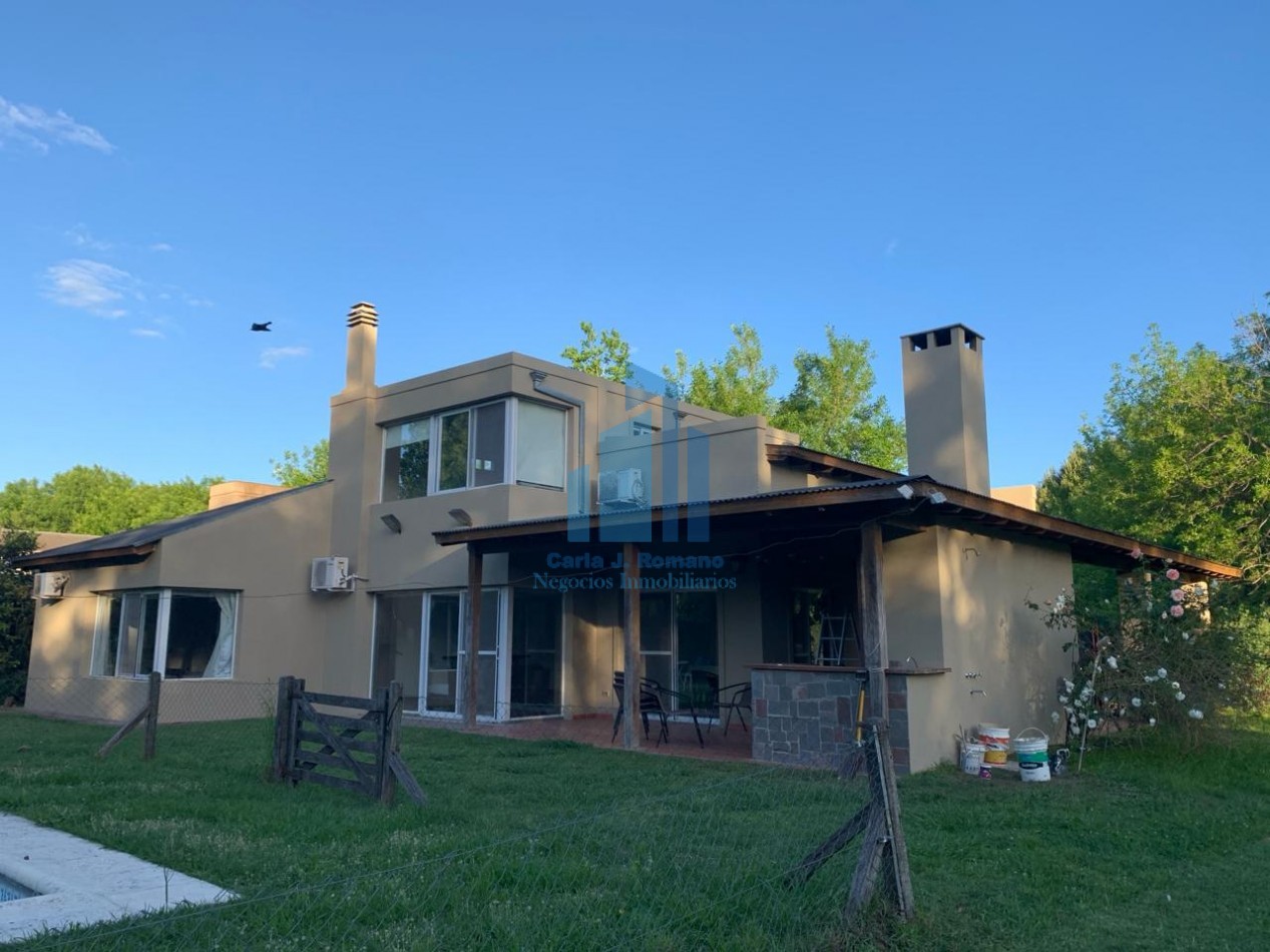 Alquiler casa 5 ambientes en Club de Campo San Patricio, Moreno.