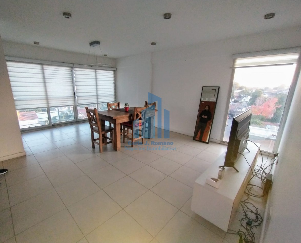 VENTA DEPARTAMENTO 2 AMBIENTES EN ITUZAINGO NORTE 