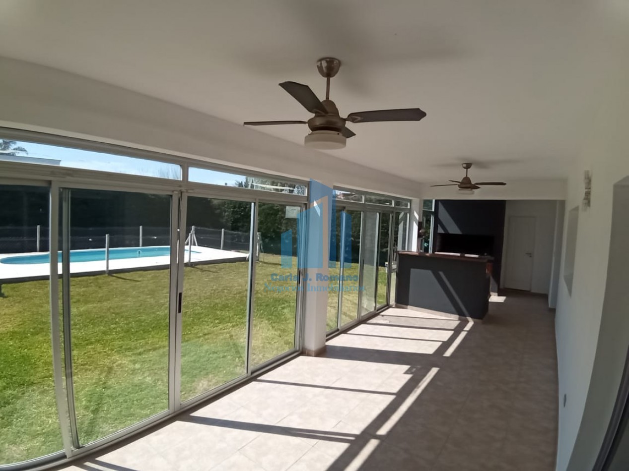VENTA CASA 4 AMBIENTES EN COUNTRY SAN PATRICIO, MORENO 
