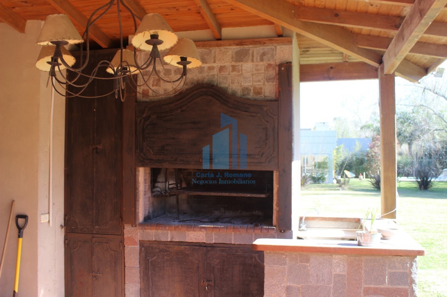 Alquiler casa 5 ambientes en Club de Campo San Patricio, Moreno.