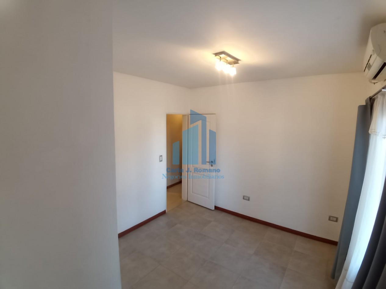 VENTA CASA 4 AMBIENTES EN COUNTRY SAN PATRICIO, MORENO 