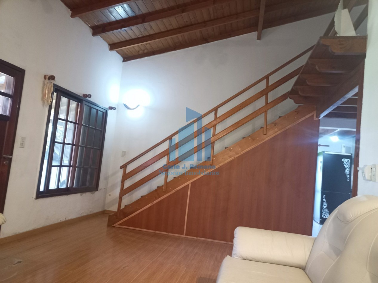 VENTA CASA 5 AMBIENTES C/ COCHERA EN PILAR
