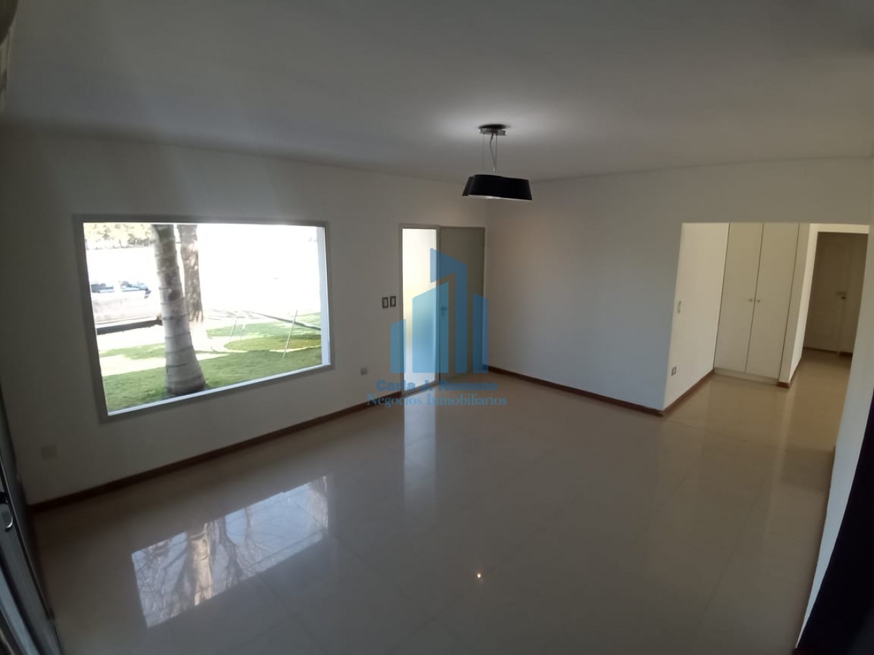 VENTA CASA 4 AMBIENTES EN COUNTRY SAN PATRICIO, MORENO 