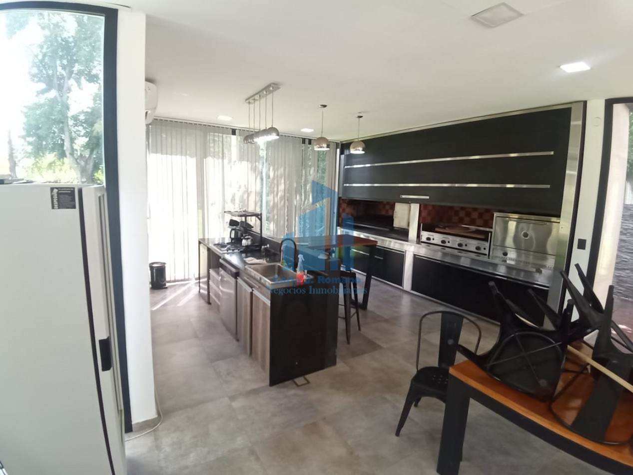 VENTA QUINTA 3AMBIENTES CON QUINCHO EN GRAL. RODRIGUEZ 