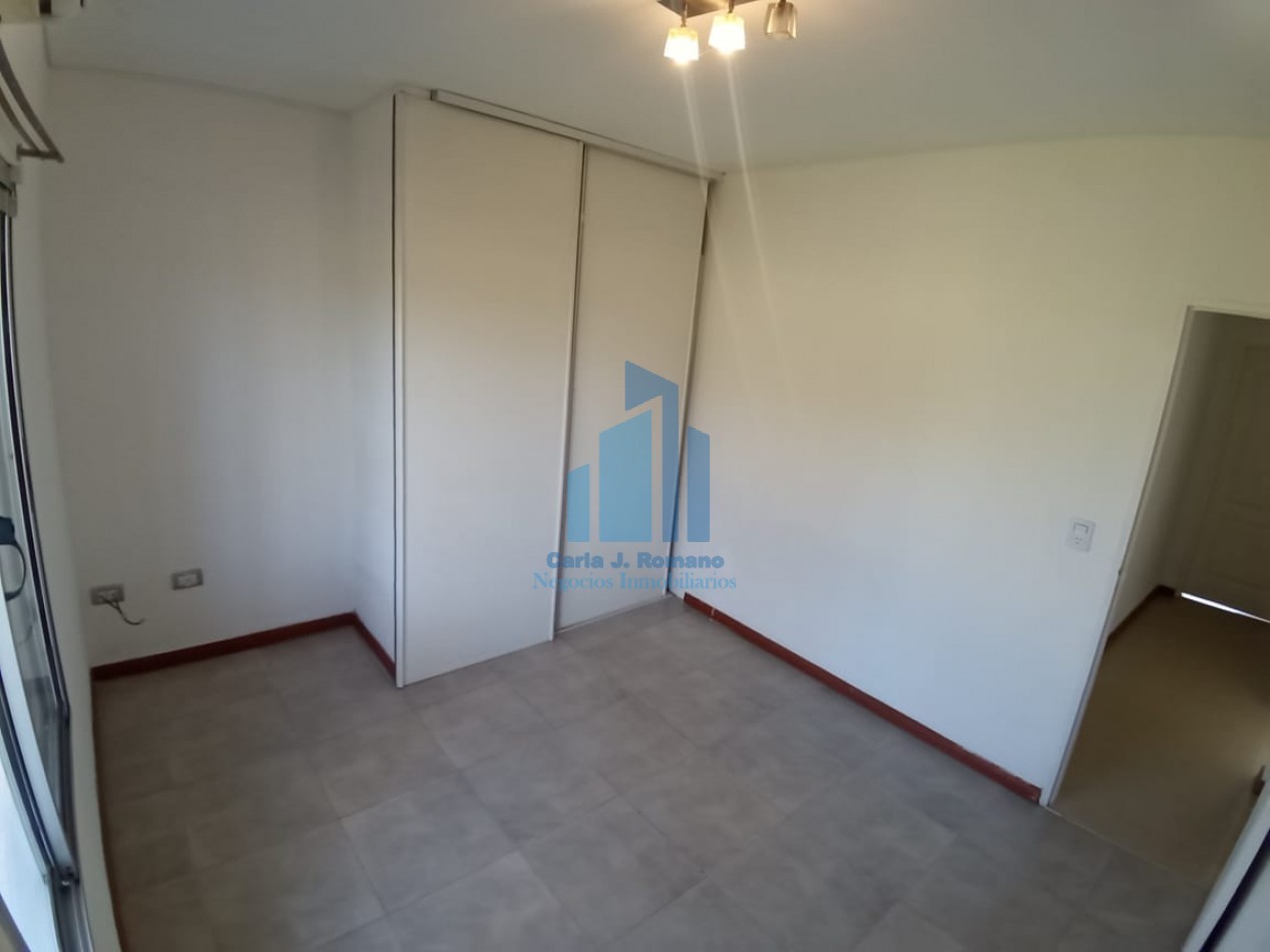 VENTA CASA 4 AMBIENTES EN COUNTRY SAN PATRICIO, MORENO 
