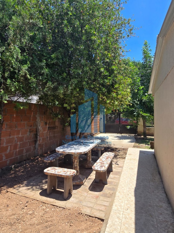 VENTA CASA 3 AMBIENTES CON COCHERA EN PILAR 
