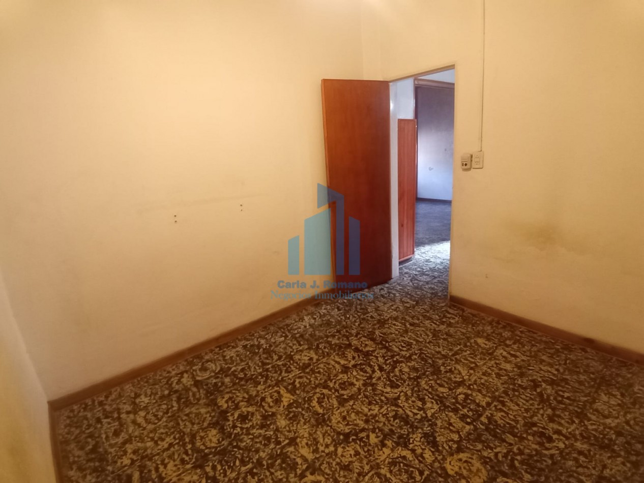 VENTA CASA CON COCHERA Y PISCINA EN DERQUI, PILAR 