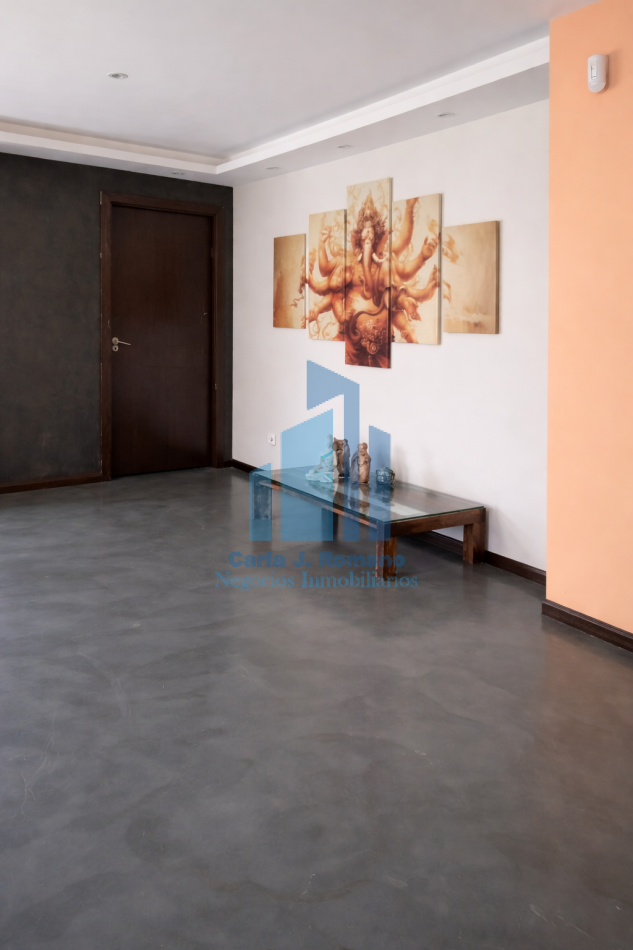 Venta de casa 5 ambientes: Escobar