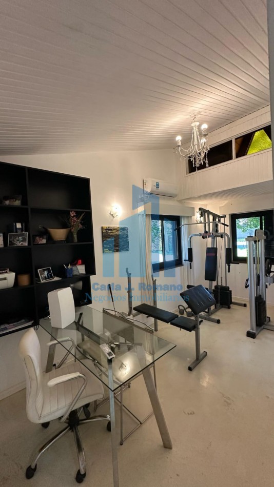 VENTA DE CASA EN BARRIO CLUB PRIVADO LOMA VERDE