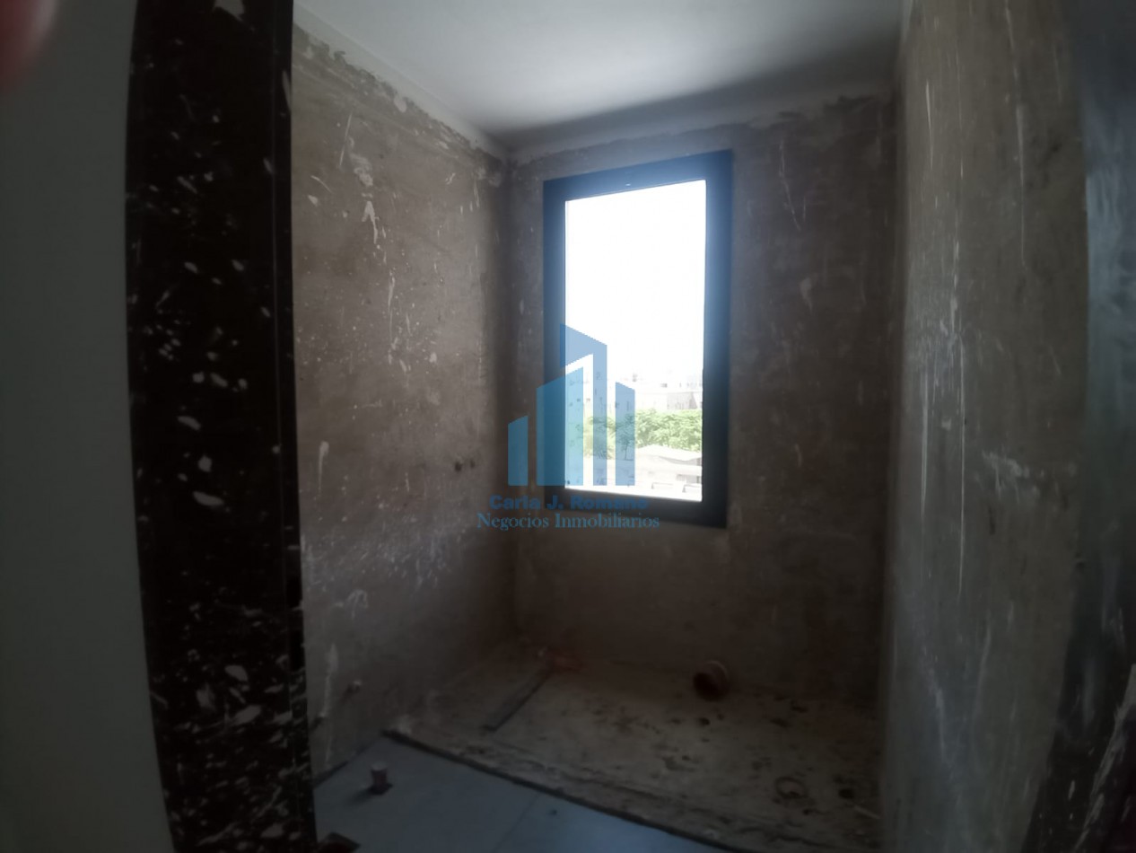 VENTA CASA DE 4 AMBIENTES EN BARRIO SANTA ELISA, PILAR DEL ESTE