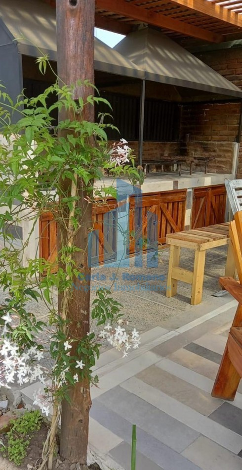 Venta Lote con 3 cabañas en Del viso, Pilar 