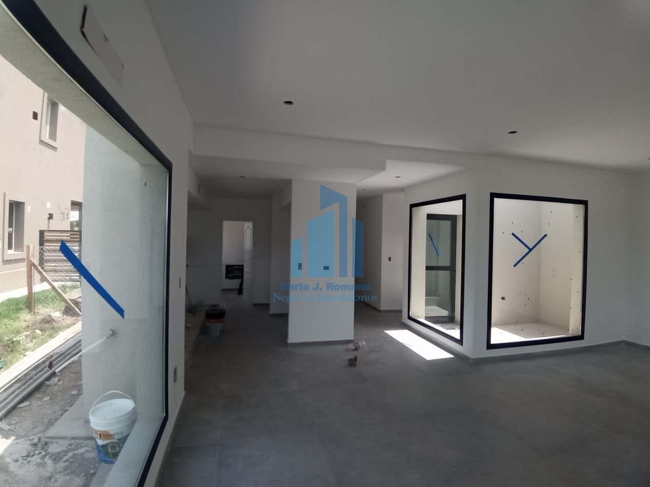 Venta Casa 4 ambientes en Santa Elisa, Pilar del Este  