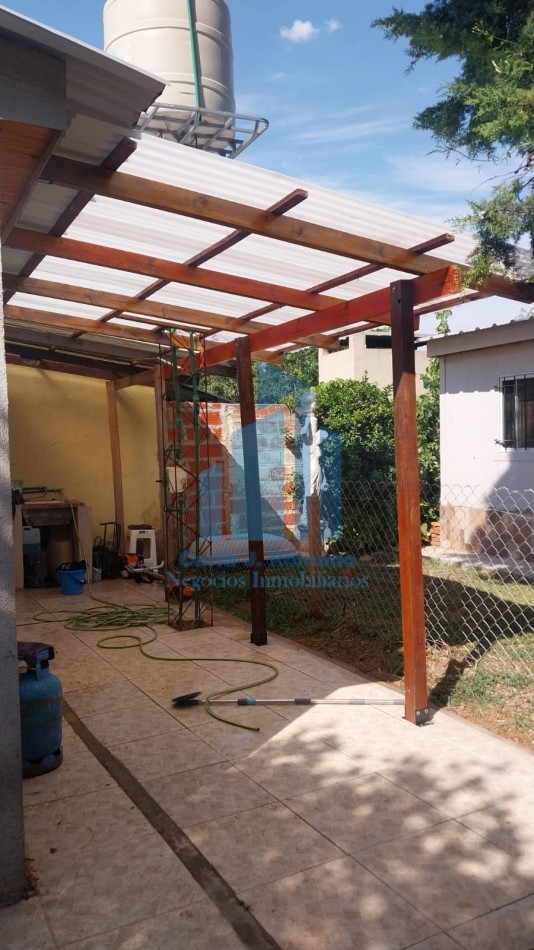 VENTA CASA 3 AMBIENTES CON COCHERA EN PILAR 