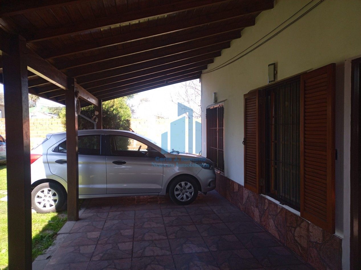 VENTA CASA 5 AMBIENTES C/ COCHERA EN PILAR