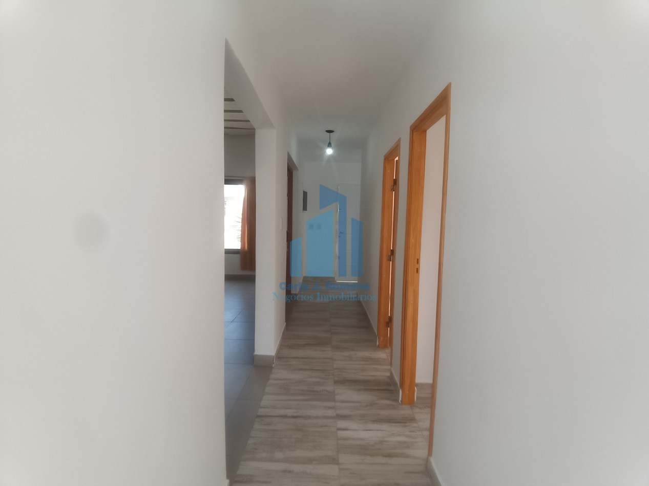 VENTA CASA 3 AMBIENTES EN ESCOBAR
