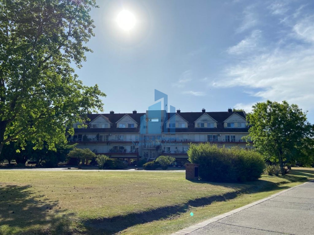 VENTA DORMY  EN COUNTRY BOCA RATON , PILAR