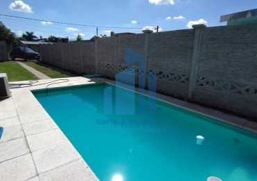 Venta de casa 5 ambientes: Escobar
