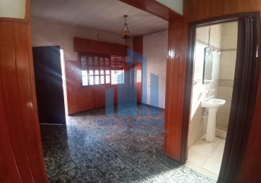 VENTA CASA CON COCHERA Y PISCINA EN DERQUI, PILAR 