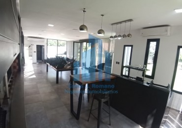 VENTA QUINTA 3AMBIENTES CON QUINCHO EN GRAL. RODRIGUEZ 